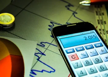 Mercado eleva para 3,49% projeção de expansão da economia em 2024