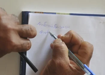 Analfabetismo de pessoas com deficiência é quatro vezes maior no país