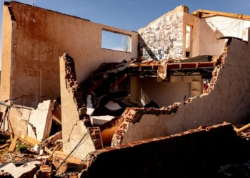 Famílias atingidas por tempestade no Paraná vão receber até R$ 50 mil