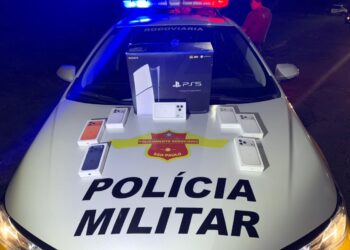 Polícia Rodoviária apreende eletrônicos contrabandeados em caminhão na Rodovia SP-225