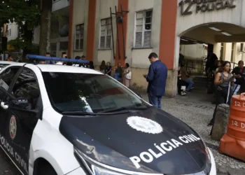Polícia prende terceiro envolvido em estupro coletivo de adolescente