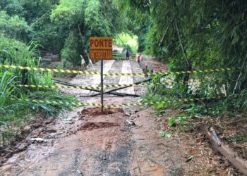 Prefeitura interdita ponte sobre o rio Cincinatina para reformas estruturais em Dirceu