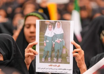 Ataque a escola de meninas no Irã expõe horrores da guerra