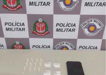 Polícia Militar apreende adolescente por tráfico de drogas em Garça