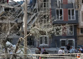 Irã desafia ultimato de Trump: Ormuz jamais retomará status anterior