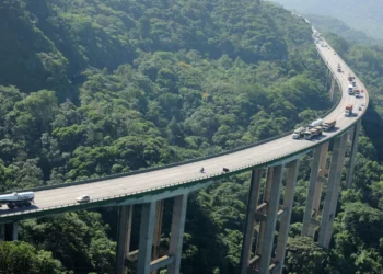Feriado de Tiradentes deve levar quase 20 milhões de veículos às rodovias concedidas de São Paulo