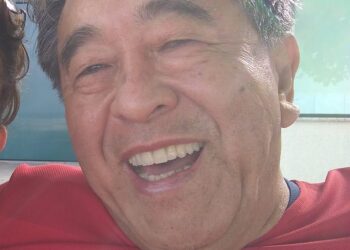 Marília se despede de Takashi Sonoda, do Senac, nesta terça-feira, dia 21 de abril