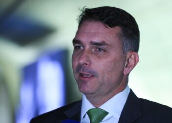 Flávio Bolsonaro será eleito no 1º Turno e eu explico por que