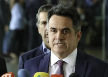 Mesada e viagens internacionais: veja o que a Polícia Federal levantou sobre Ciro Nogueira
