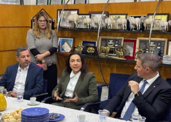 Marília recebe deputado federal Guilherme Derrite durante a XXXIII Semana Jurídica da Unimar