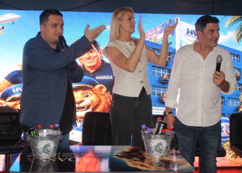 Jean Patrick Garcia apresenta o casal Ana Hickmann e Du Guedes como novos embaixadores da Hadassa Viagens