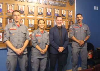 Deputado federal Vinicius Carvalho é recebido pelo comando do 10º Grupamento de Bombeiros e entrega 2 viaturas à Polícia Rodoviária Federal