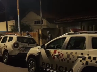 Polícia Militar prende duas pessoas por tráfico de drogas em Tupã
