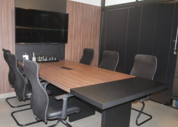 Ambiente da Regus CW 15 é focado na produtividade e garante salas mensais a valores acessíveis em Marília