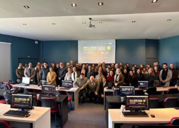 Em assembleia geral, egressos, comunidade e reitoria do Univem constituem o Instituto Alumni