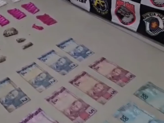 Polícia Militar prende homem por tráfico de drogas após tentativa de fuga