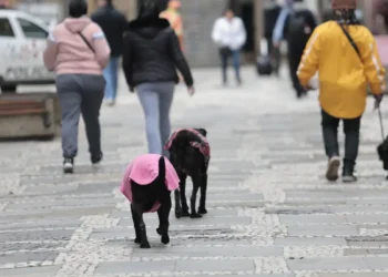 Semana começa com frente fria e chance de tempestade no Sul do País