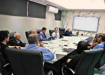 Diretoria da Acim avalia balanço financeiro e novos serviços em reunião mensal