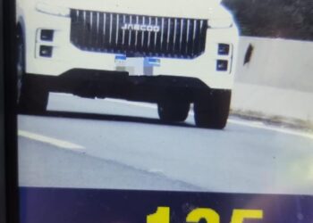 Operação de controle de velocidade flagra 52 condutores acima do limite na SP-294 em Marília
