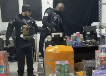 Lojas de celulares na mira da polícia por lavagem de dinheiro do tráfico