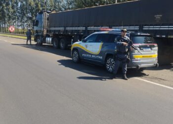 Polícia Rodoviária recupera caminhão roubado e acaba prendendo 3 sequestradores
