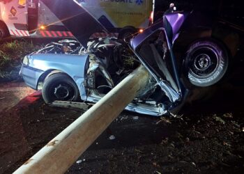 Motorista morre após carro colidir contra poste na Raposo Tavares em Ourinhos