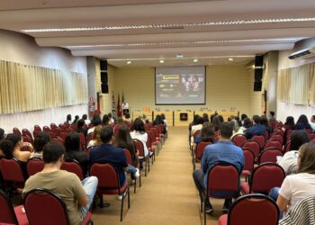 Univem realiza RH Summit com profissionais de destaque do mercado