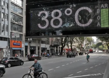 Brasil cria plano para emergências na saúde por mudanças climáticas