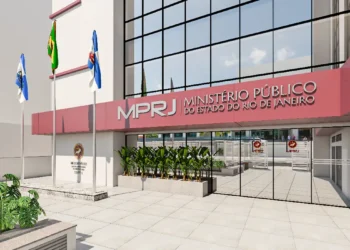 Justiça do Rio torna réu falso médico que realizava consultas