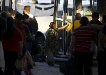 Justiça preserva direito de idosos a passagens interestaduais