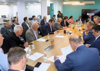 Presidente da Associação Comercial de Marília debate diretrizes e Reforma Tributária na Facesp