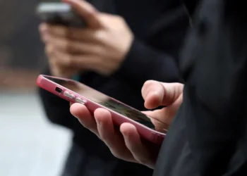 Sociedade civil rebate Anatel sobre internet grátis na eleição