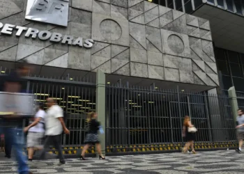 Petrobras fecha acordo para comprar gás dos EUA por mais de 20 anos
