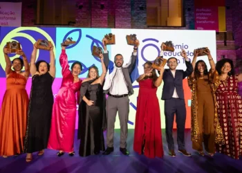 Conheça projetos finalistas do prêmio Educador Nota 10