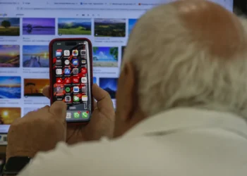 Organização lança no Brasil movimento Um Dia sem Internet