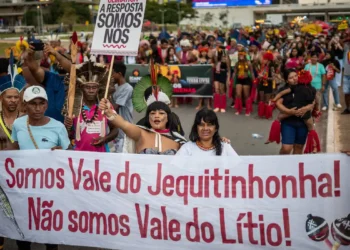 Maioria dos projetos no Congresso ameaça indígenas, diz pesquisa