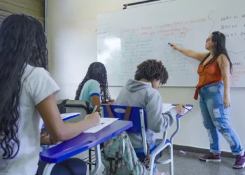 Número de professores jovens cai 31% em 10 anos, aponta pesquisa