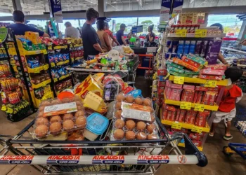 Consumo nos lares acumula alta de 2,70% até setembro, diz Abras