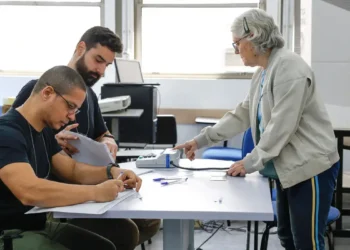 Confira horário de votação neste domingo, segundo turno das eleições