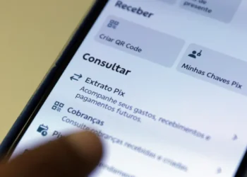 Número de transações com Pix caem 10% após proibição de bets
