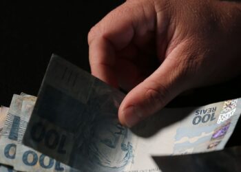 Dívida Pública sobe 0,97% em setembro e encosta em R$ 9,4 trilhões